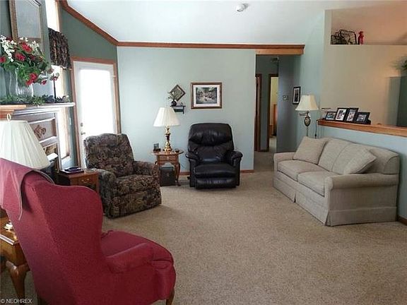 5th image of 433 Coventry Ct