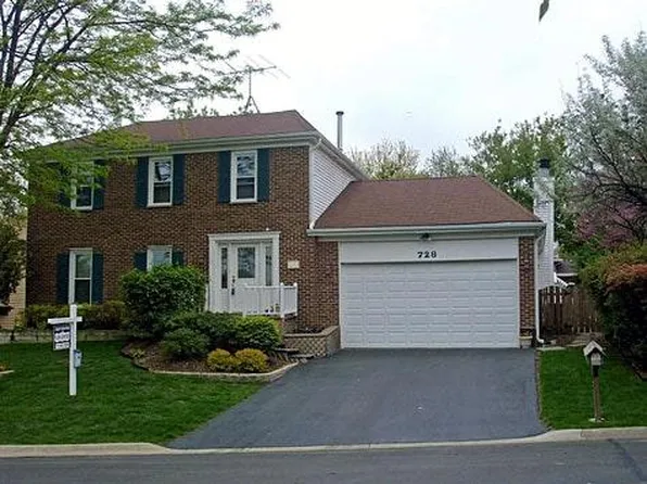 728 Buffalo Cir, Carol Stream, IL 60188