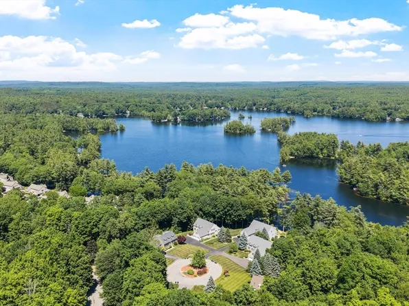 10 Iris Ct Unit 10, Lunenburg, MA 01462