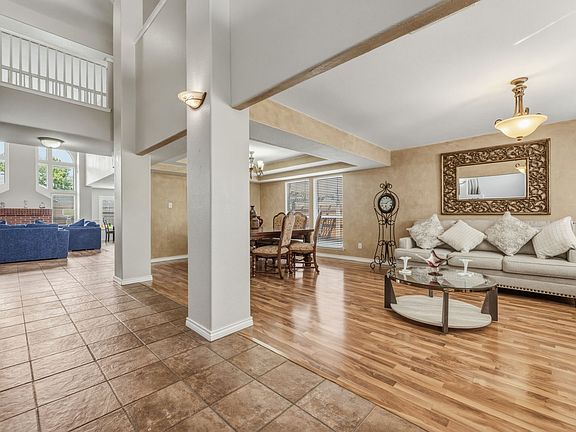 4th image of 1817 Lake Whitney Ln