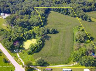 27625 Summit Dr, Godfrey, IL 62035