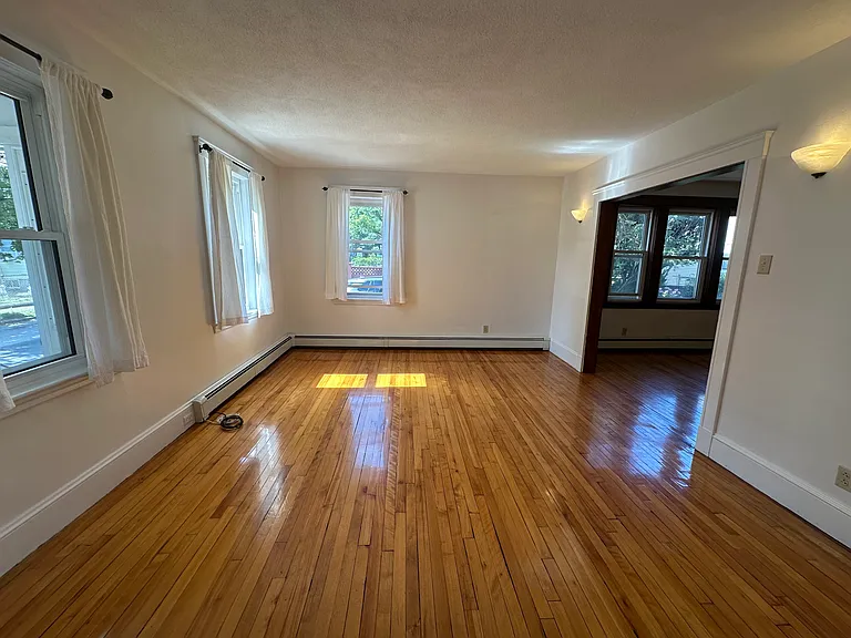 15 Herbert Rd — Photo 12