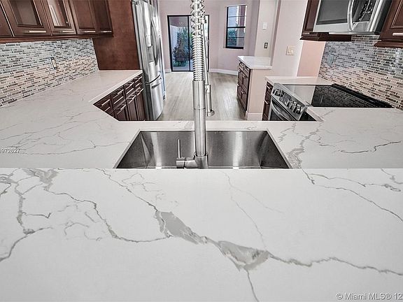 5th image of 7411 Fairfax Dr #106