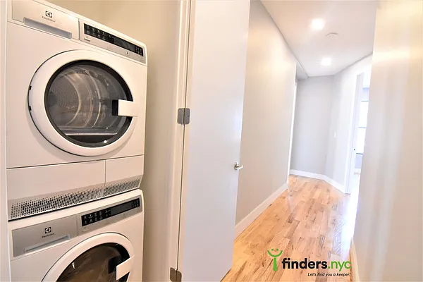 Rented by Clove Realty LLC | media 6