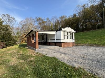 39 Mill Hill Rd, Gap Mills, WV, 24941