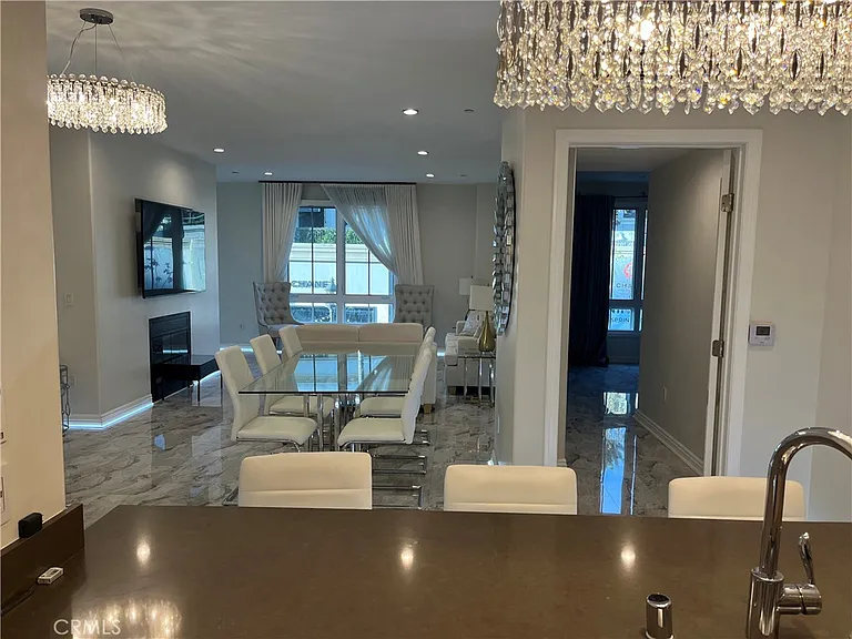 205 Caruso Ave — Photo 9