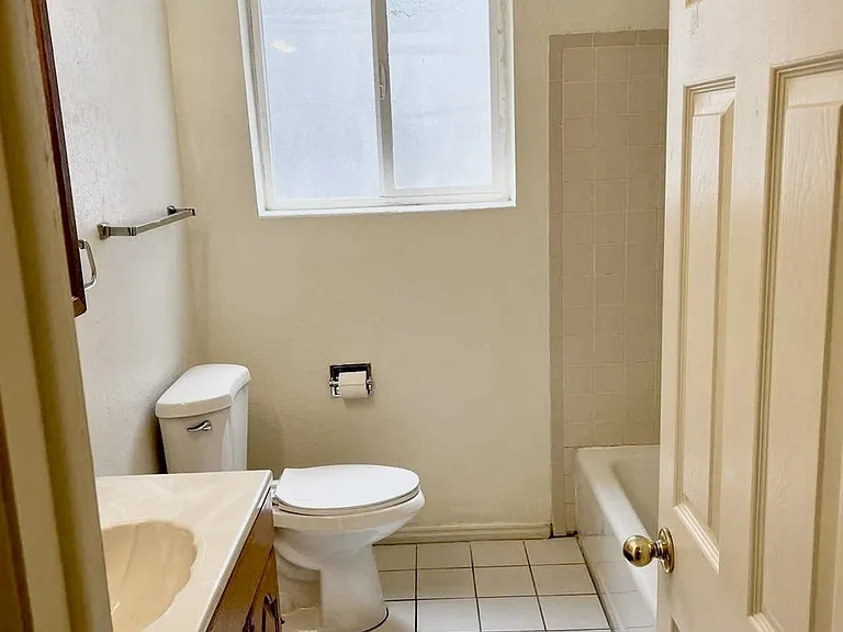 778 N 300 W #3 — Photo 8