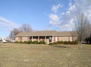738 Upper Colesburg Rd, Elizabethtown, KY 42701
