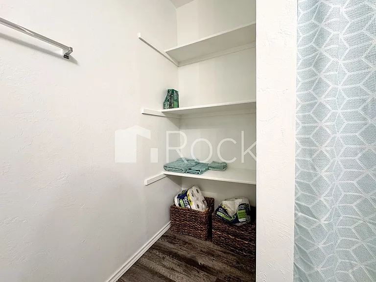 321 Karlee Ln — Photo 13