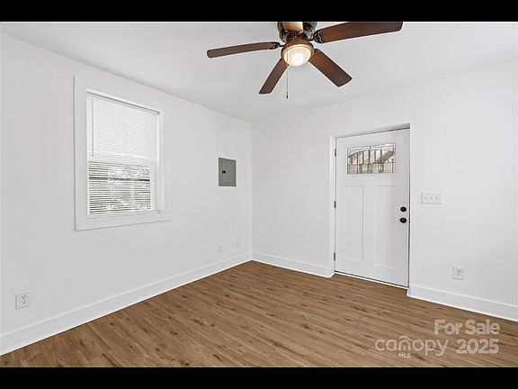 5th image of 225 Garfield St #225