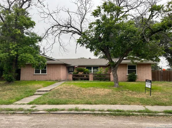 5479 STARFIRE ST, Kirby, TX 78219