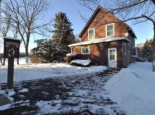 34315 Oak Noll Rd, Rochester, WI 53105