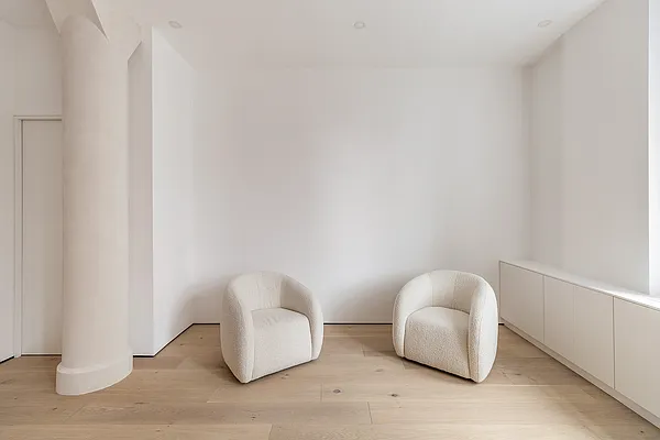 Sold by Leslie J. Garfield | media 5