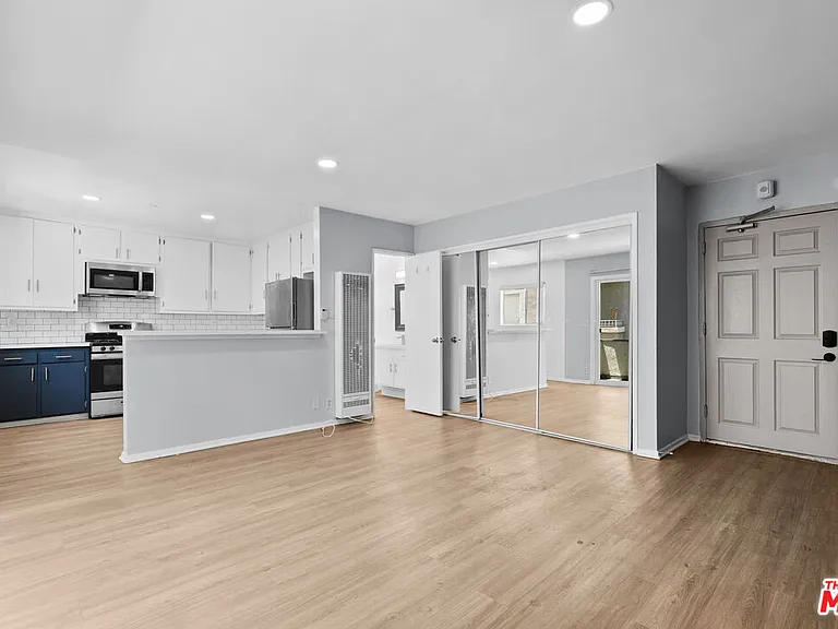 15286 Sutton St #108 — Photo 3