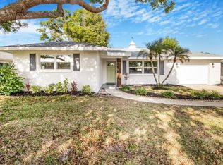 1924 Sky Dr, Clearwater, FL 33755
