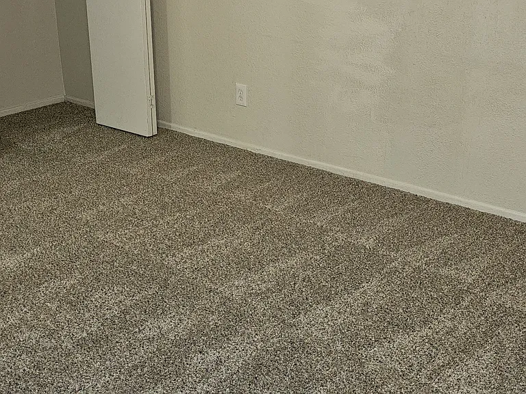 2745 N Salem #201 — Photo 6