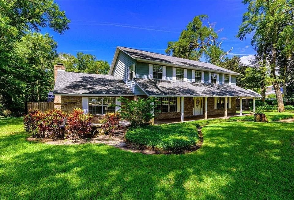1st image of 124 River Bluff Dr