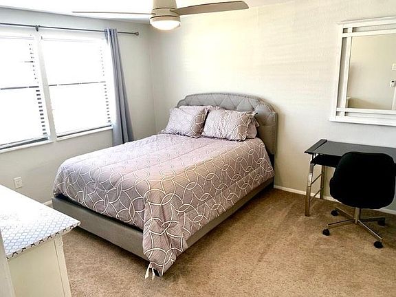 5th image of 4022 Beaver Ln #800
