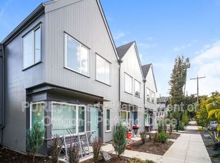 6794 N McKenna Ave, Portland, OR