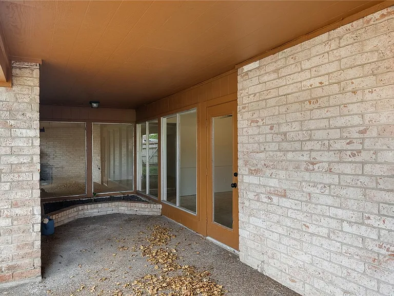 5009 Wingfoot Ln #B — Photo 22