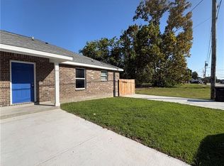 1910 Tusa Dr, Violet, LA 70092