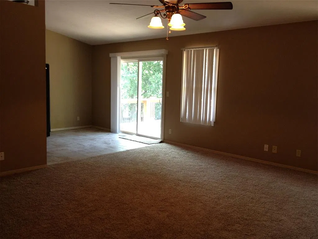 4 bed, 1800 sqft, $1,795 — Photo 2