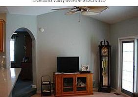 5th image of 3036 Howard Ave
