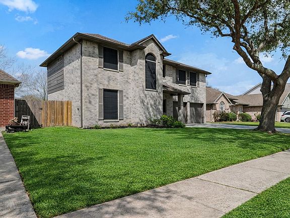 3rd image of 4810 Five Knolls Drive