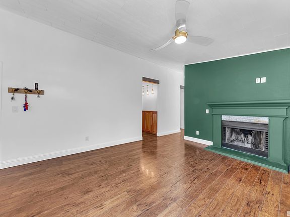 5th image of 1656 Noreen Dr