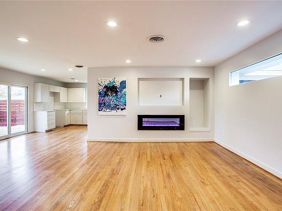 4th image of 10208 San Lorenzo Dr