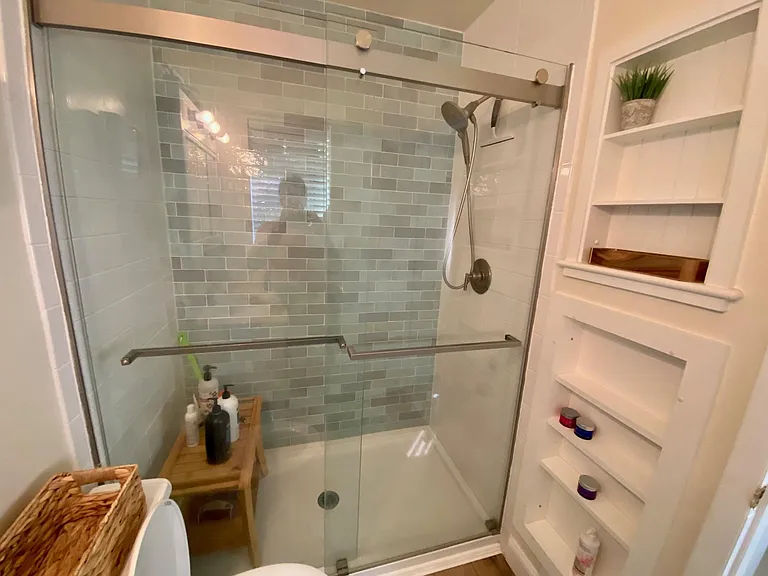 10636 Montrose Ave #203 — Photo 14
