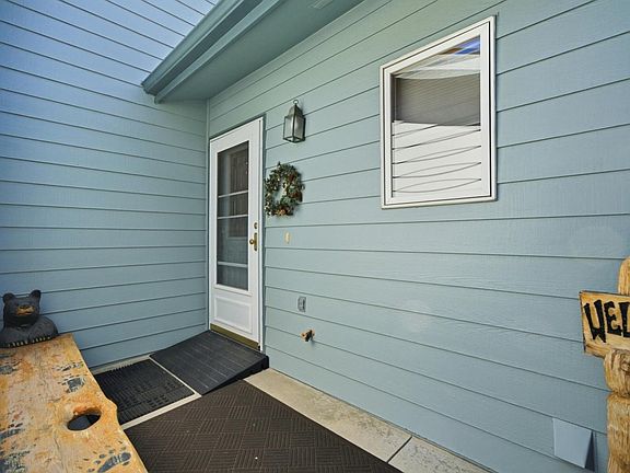 3rd image of 1861 Raven Ave #B2