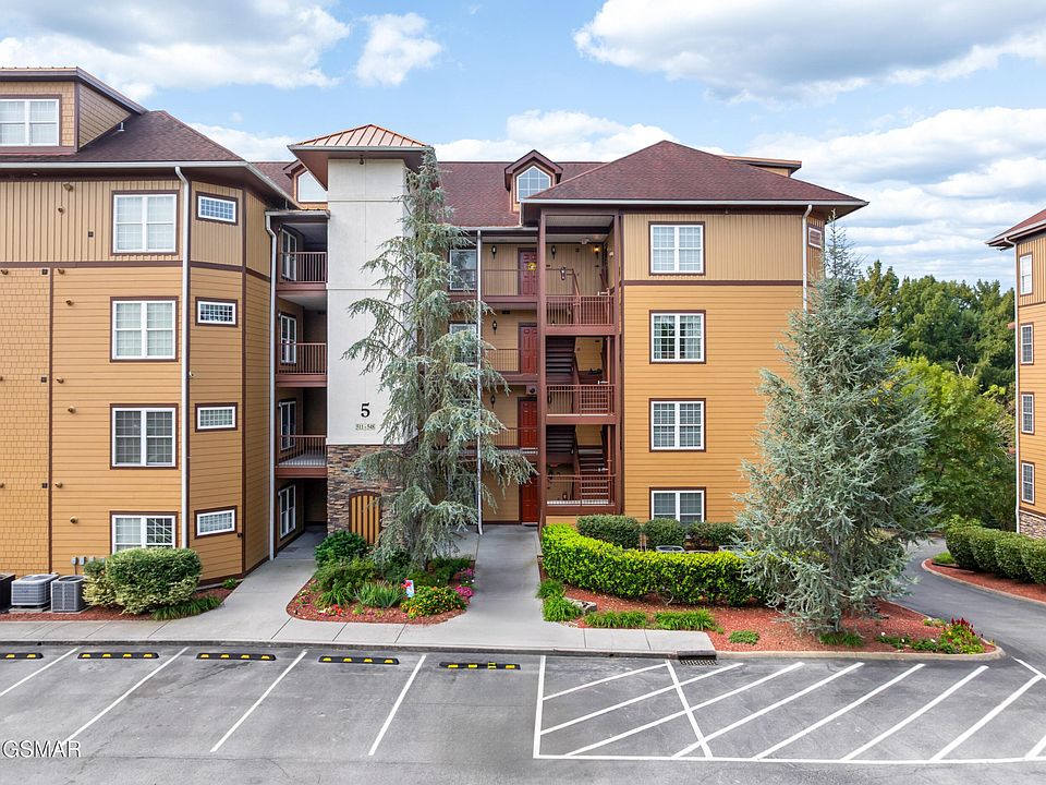 1st image of 527 River Place Way Unit 516