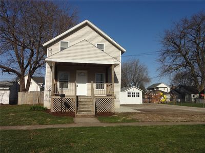 549 Marengo Ave, Marengo, IA, 52301