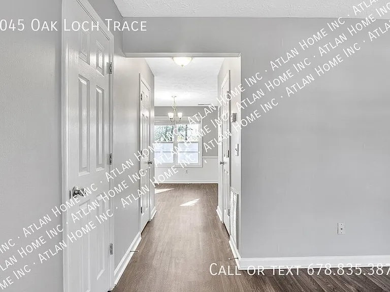 2045 Oak Loch Trce — Photo 12
