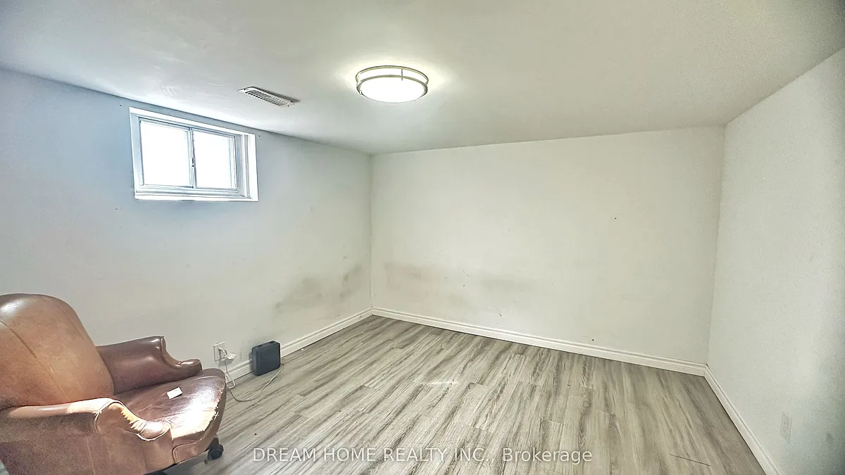 Building Photo - 1018 Kennedy Rd #A