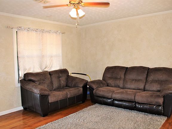 2nd image of 462 Northwood Dr