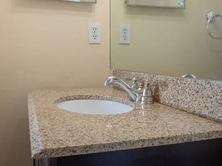 2nd Bathroom ensuite