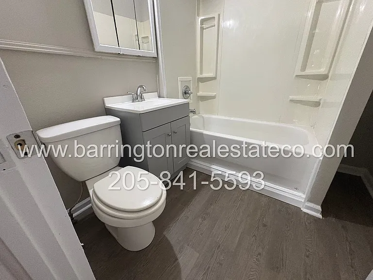 1429 Alabama Ave S #W — Photo 3