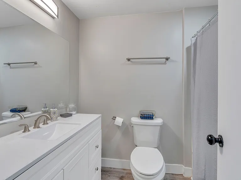 804 Walnut Ave — Photo 3