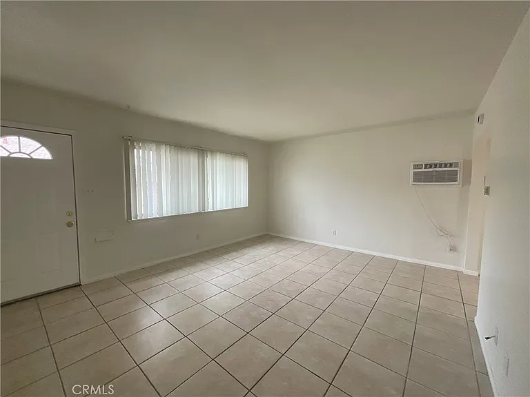 8644 Watson St — Photo 7