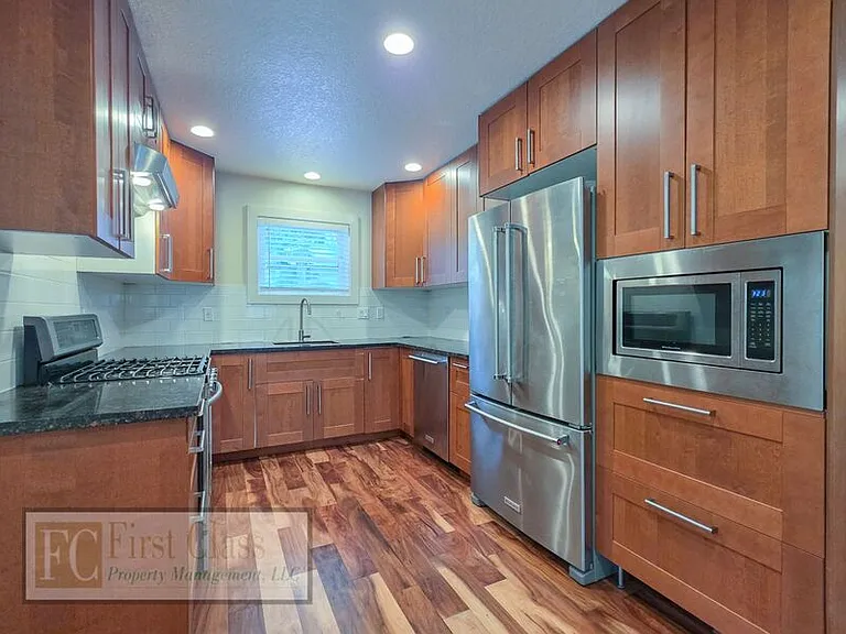 7618 SW Mayo St #B — Photo 1