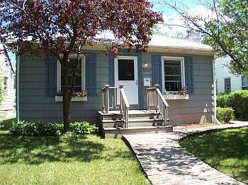 2nd image of 3109 Louisiana Ave S