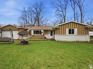 7711 Seneca Trl, Temperance, MI