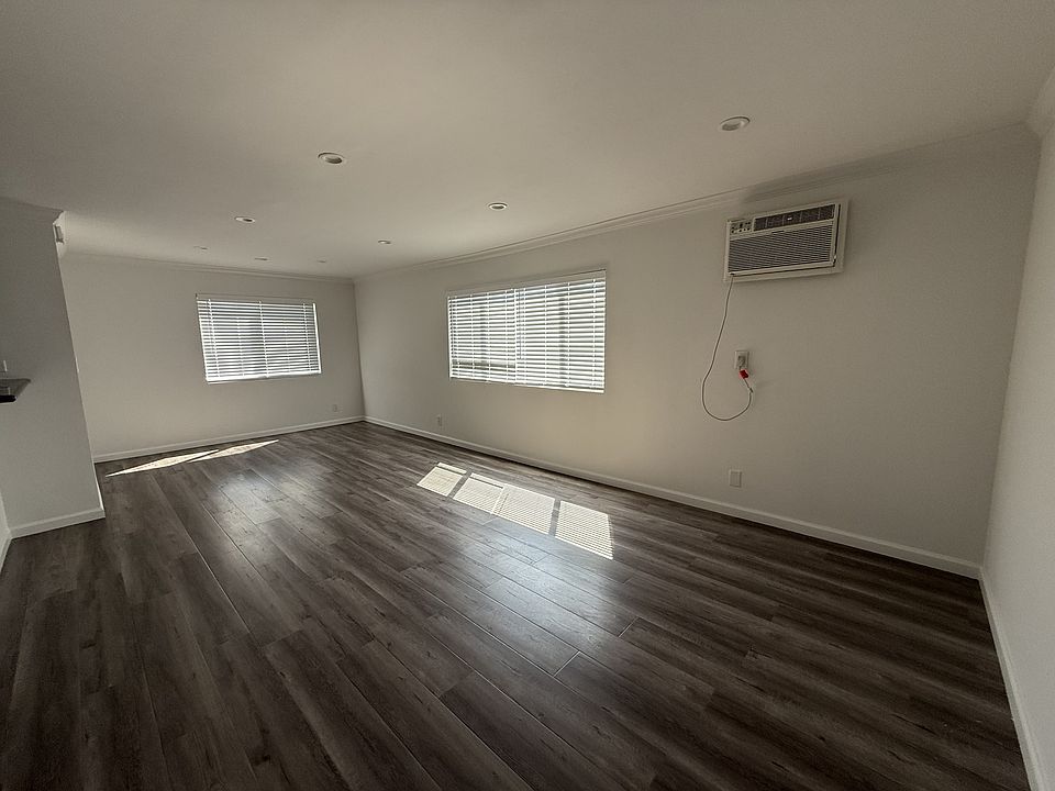 1st image of 2383 W 20th St APT 201