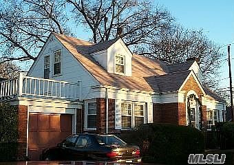 1st image of 2567 Harvey Ave