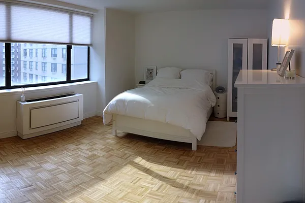 Rented by Corcoran | media 22