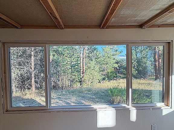 4th image of 1113 Wiench Way