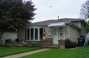 1st image of 9224 S Trumbull Ave