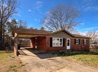 3012 Mac Dr, Hudson, NC 28638